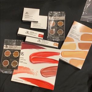 Arbonne makeup bundle